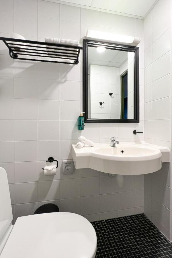 Ugandi Hotel Otepää Zewnętrze zdjęcie